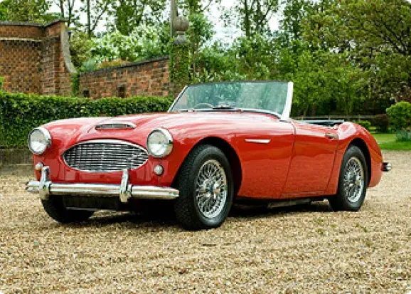 Voiture rouge décapotable